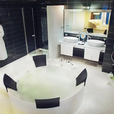 Mirotel And Truszkavec