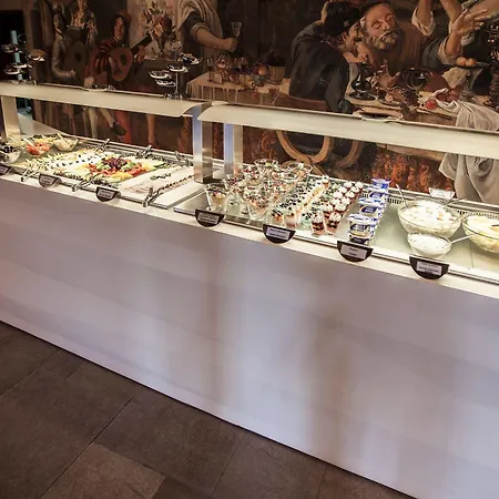 Mirotel And Üdülőközpont 5*