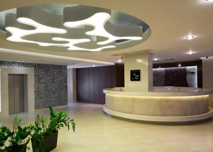 Resort Mirotel And
