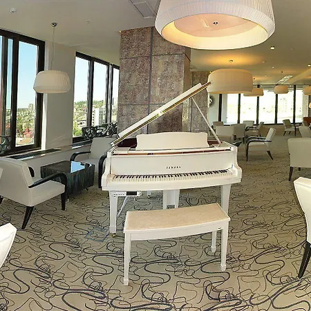 麦都度假加spa酒店 5* 特鲁斯卡韦茨